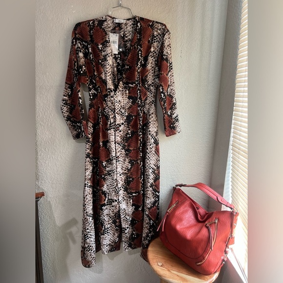 Mango Snake Print Long Sleeve V Neck Button Front Maxi Dress 4 size Small - Picture 8 of 14